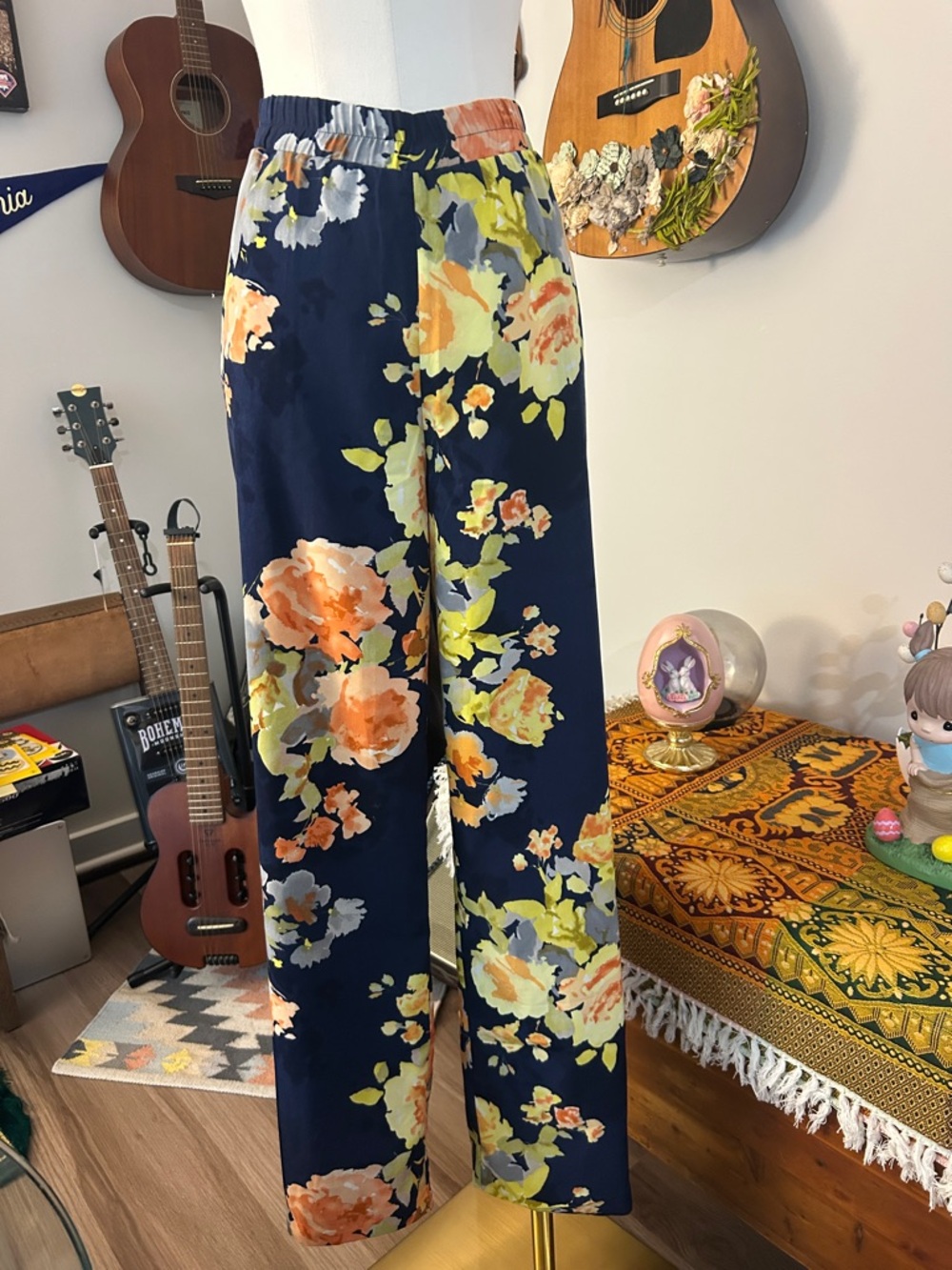 HM Navy Wide-Leg Floral Pants with Elastic Waist